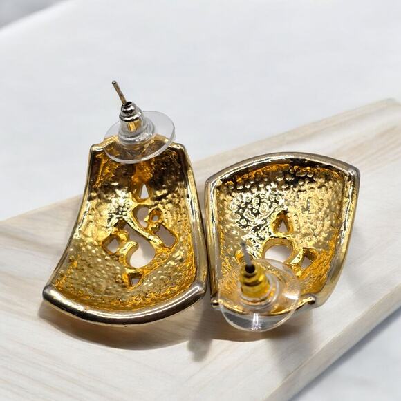 80s Off White Creamy Earrings Pierced Large Studs Curved Rectangle Gold Tone - Picture 6 of 7